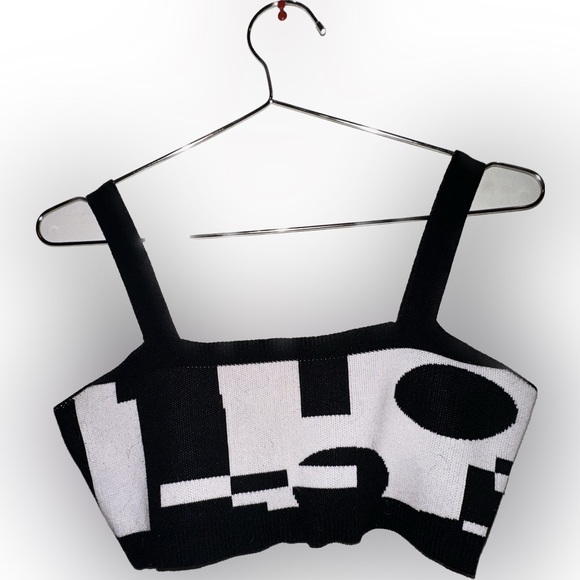 Black and White Shapes Crop Tank - Picture 1 of 2